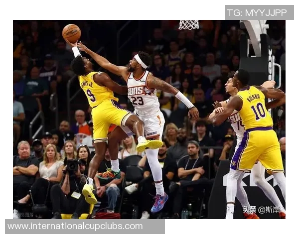 2002年湖人与国王第七场激战回顾篮球历史上的经典对决与传奇时刻 2002年湖人与国王第七场激战回顾篮球历史上的经典对决与传奇时刻